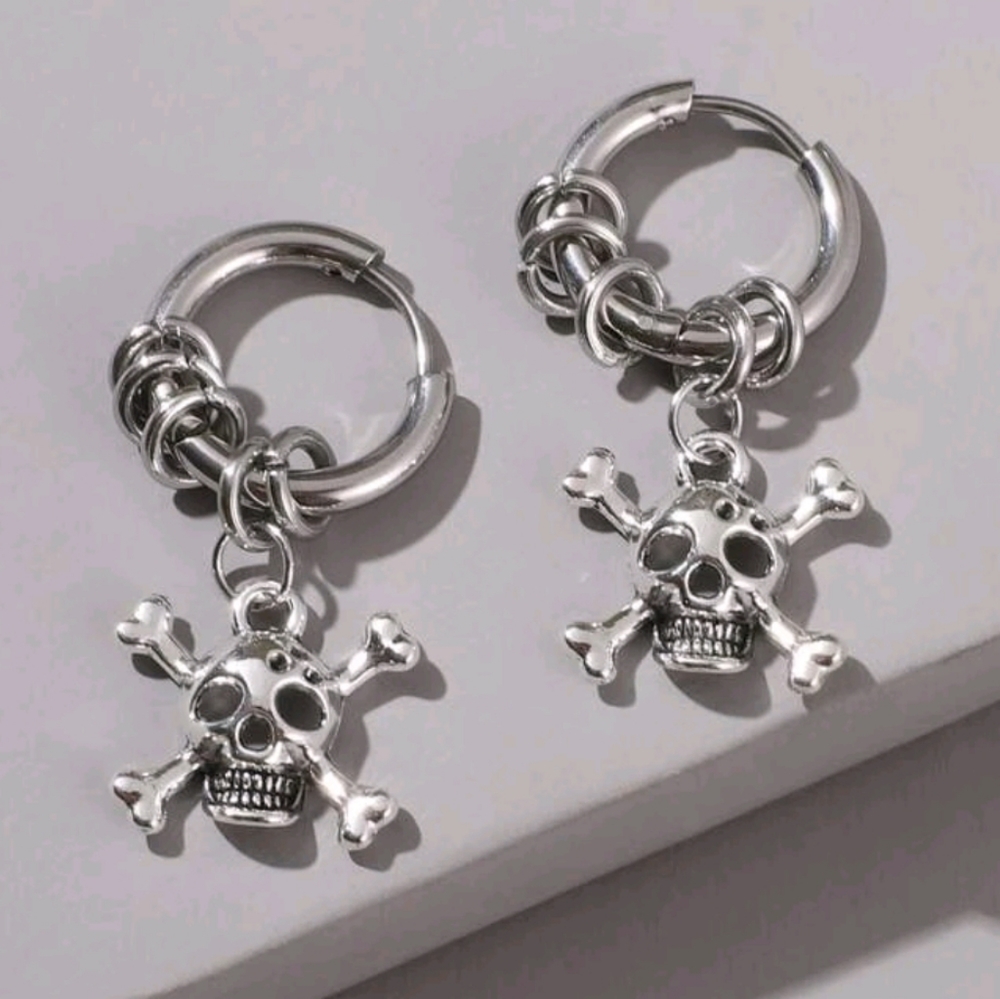 Skull hoop earrings New